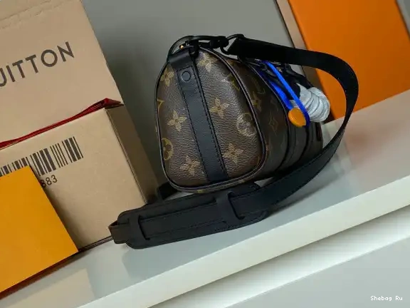 LOUIS XS KEEPALL VUITTON 0701